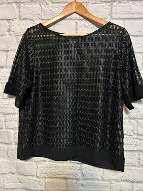 Banana Republic Boxy Black Textured Grid Short-Sleeve Women's Top